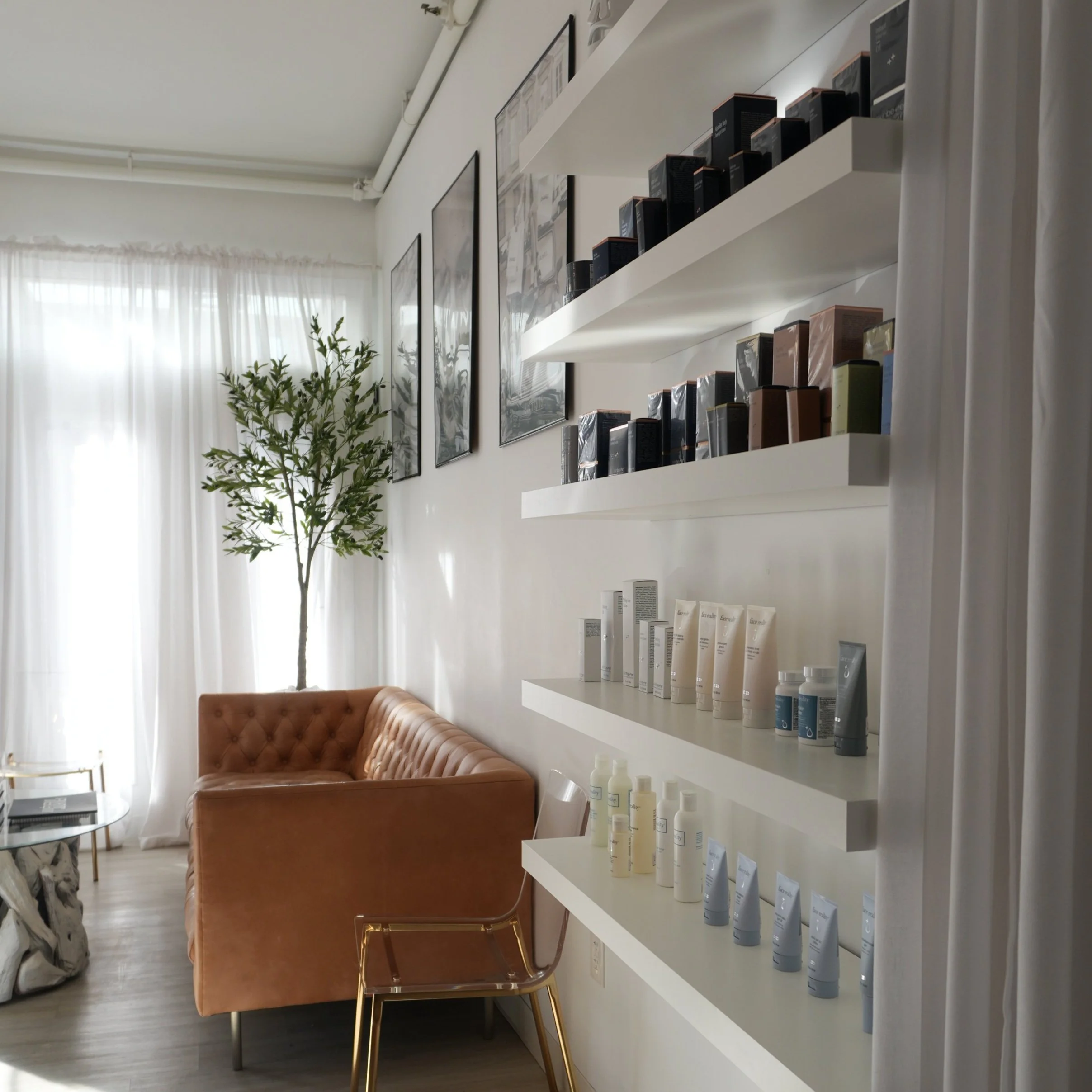 Gallery photo