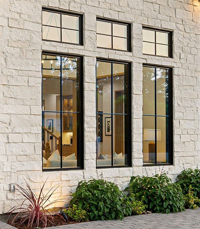Gallery photo